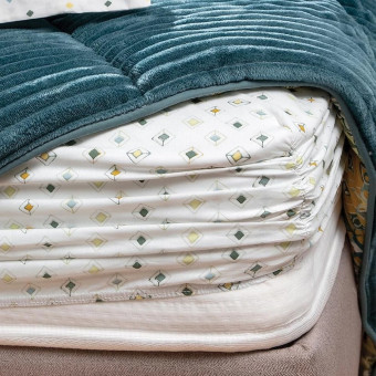 Комплект постельного белья с одеялом Queen Size (195x215 см) YATAS BEDDING "DIAMOND" EH62615